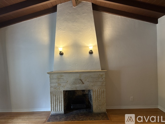 1263 Southwest 18th Street 3 Beds Single Family Home for Rent - Photo gallery 2