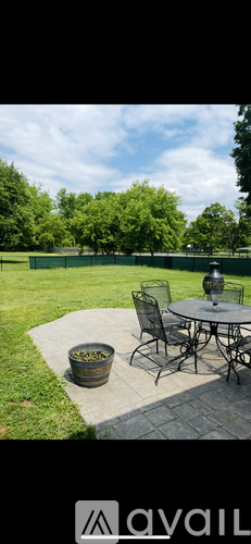 24 Henderson St 3 Beds Single Family Home for Rent - Photo gallery 3