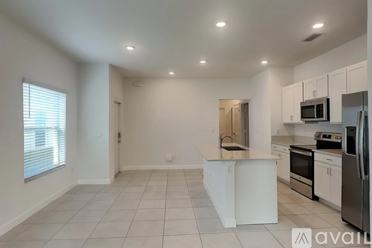 12227 Preston Estates Cir 2 Beds Single Family Home for Rent - Photo gallery 3