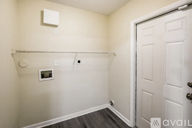 7646 NW 32nd Pl 3 Beds Single Family Home for Rent - Photo gallery 4