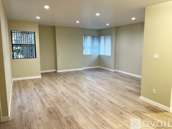 520 West Elk Avenue 2 Beds Apartment for Rent - Photo gallery 4