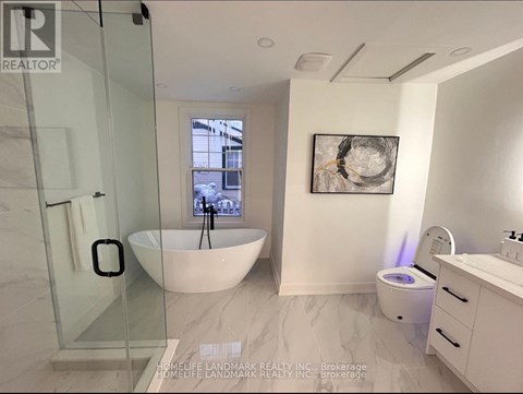 130 LANGARTH STREET E 4 Beds Apartment for Rent