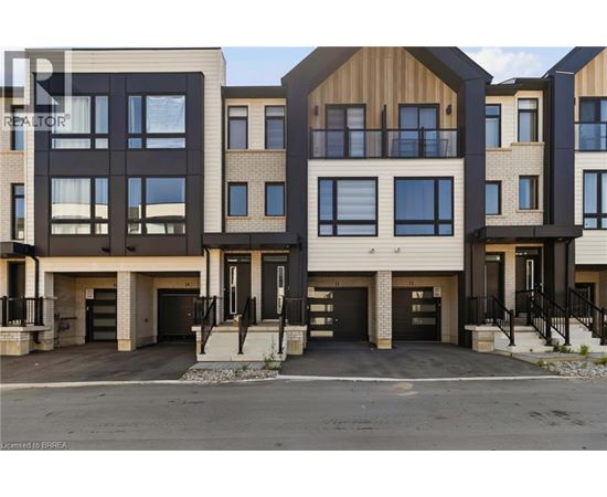 55 TOM BROWN Drive Unit# 14 3 Beds Condo, Home, Townhouse for Rent - Photo gallery 1