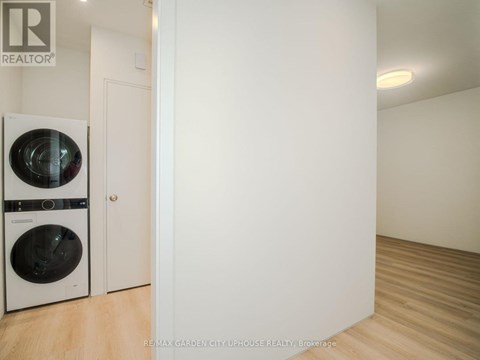 3 - 29-31 EMMETT STREET 2 Beds Apartment for Rent