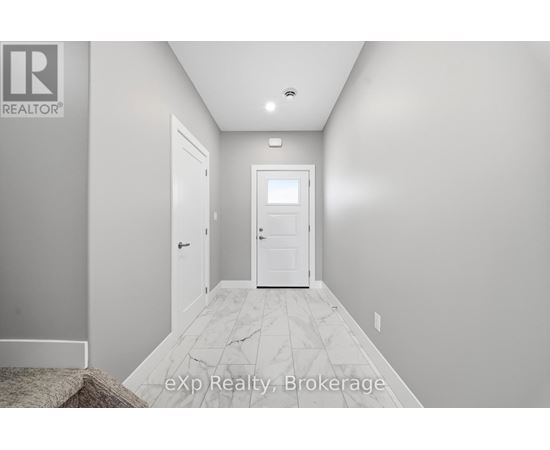 79 MACLELLAN AVENUE 3 Beds Home, Townhouse for Rent - Photo gallery 5