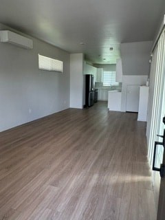 #28 4 Beds Apartment for Rent