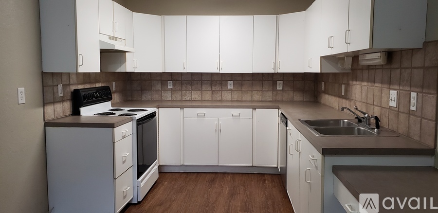 1617 South 5th Place 4 Beds Single Family Home for Rent - Photo gallery 2