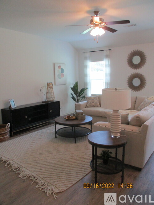3272 Sidell Rd 3 Beds Single Family Home for Rent - Photo gallery 3