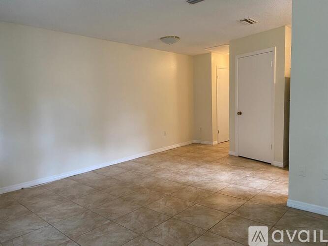 10320 Usher Street 1 Townhouse for Rent - Photo gallery 4