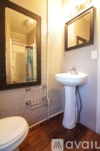 400 N 3rd Ave 3 Beds Single Family Home for Rent - Photo gallery 3