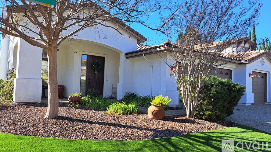 1828 Heather Garden Ln 4 Beds Single Family Home for Rent - Photo gallery 3