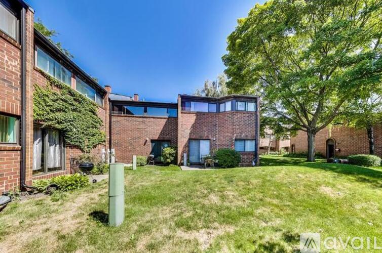 827 South Racine Avenue 3 Beds Townhouse for Rent - Photo gallery 4