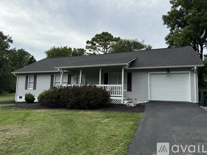 46 Housman Street 3 Beds Single Family Home for Rent - Photo gallery 1