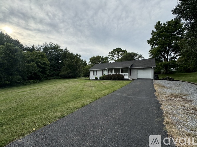 46 Housman Street 3 Beds Single Family Home for Rent - Photo gallery 2