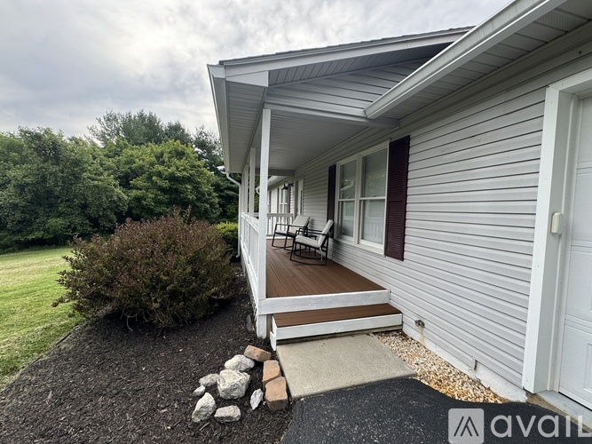 46 Housman Street 3 Beds Single Family Home for Rent - Photo gallery 3