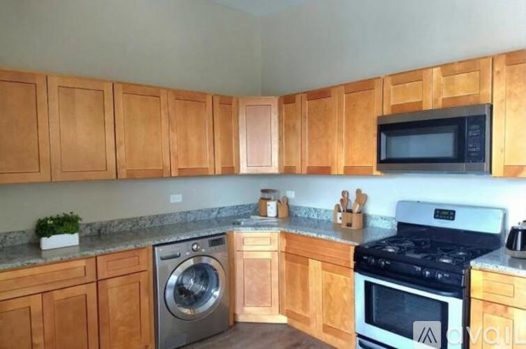3946 West Lexington Street 4 Beds Apartment for Rent - Photo gallery 2