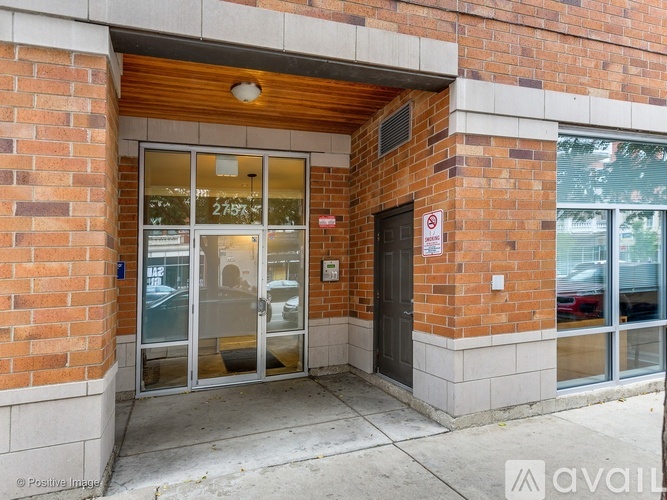 2757 N Lincoln Ave 2 Beds Apartment for Rent - Photo gallery 1