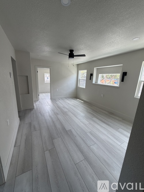 2212 10th Street 3 Beds Single Family Home for Rent - Photo gallery 1