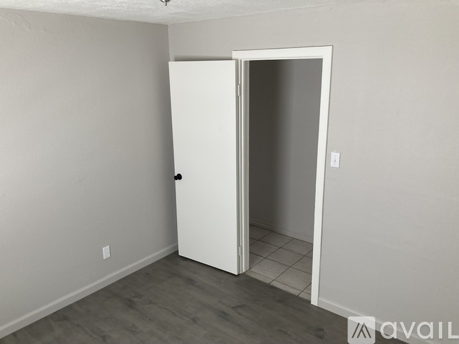 1107 W Hays St 3 Beds Single Family Home for Rent - Photo gallery 2