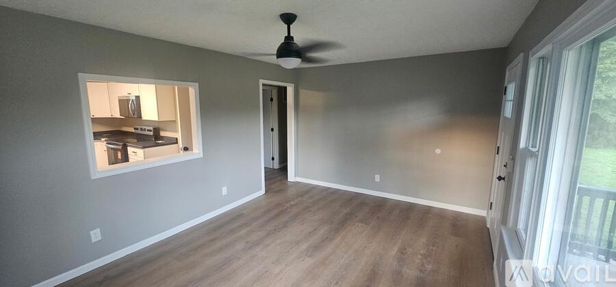 10856 East County Road 125 South 2 Beds Single Family Home for Rent - Photo gallery 5