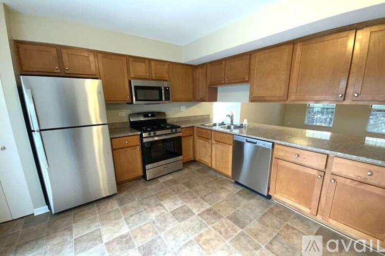 1266 Sebring Cir 3 Beds Single Family Home for Rent - Photo gallery 2