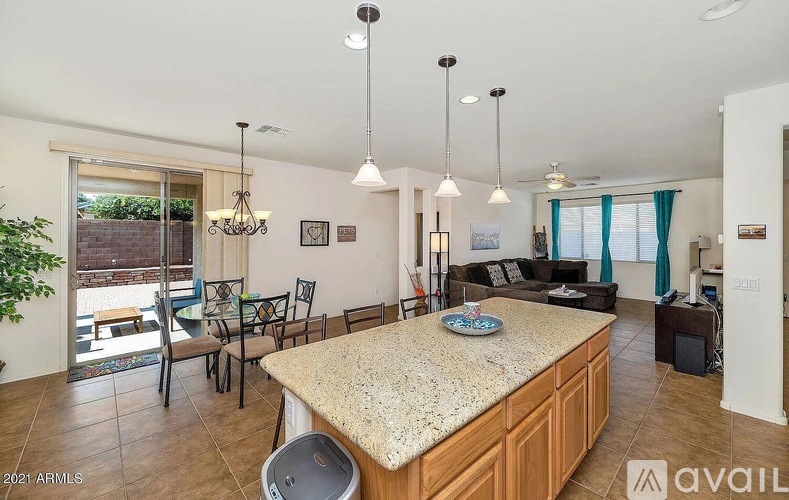 3315 E Merlot St 3 Beds Single Family Home for Rent - Photo gallery 4