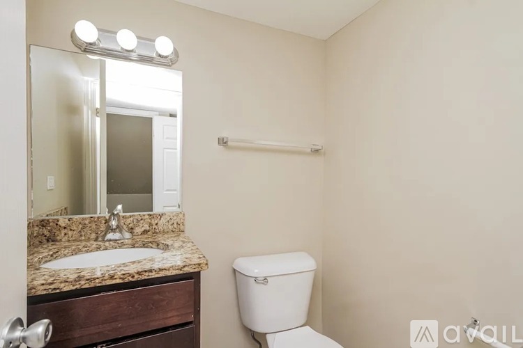 307 Lucas Avenue 2 Beds Single Family Home for Rent - Photo gallery 2