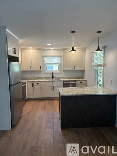 Maple Avenue 2 Beds Single Family Home for Rent - Photo gallery 3