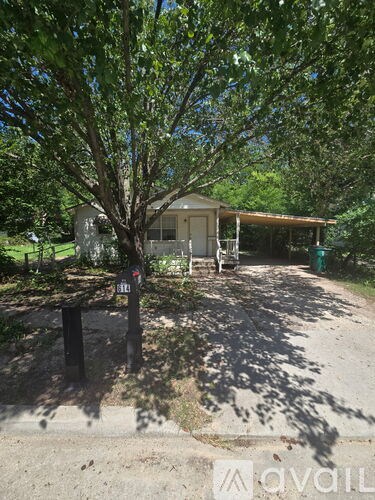 614 Moran St 2 Beds Apartment for Rent