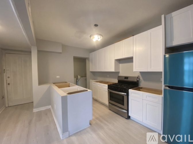 4626 W Lawrence Ave 3 Beds Apartment for Rent - Photo gallery 1