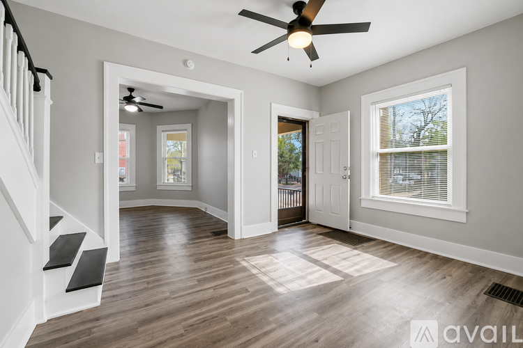 541 Adams Street 3 Beds Apartment for Rent - Photo gallery 2