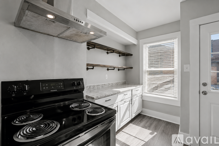 541 Adams Street 3 Beds Apartment for Rent - Photo gallery 4