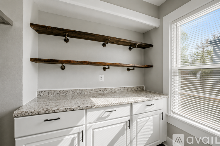 541 Adams Street 3 Beds Apartment for Rent - Photo gallery 5