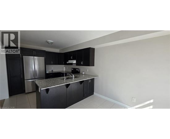 33 FREER Drive 3 Beds House for Rent - Photo gallery 5