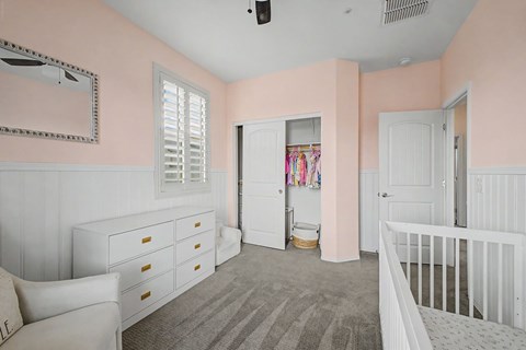 5103 S Moccasin Trail 3 Beds Apartment for Rent
