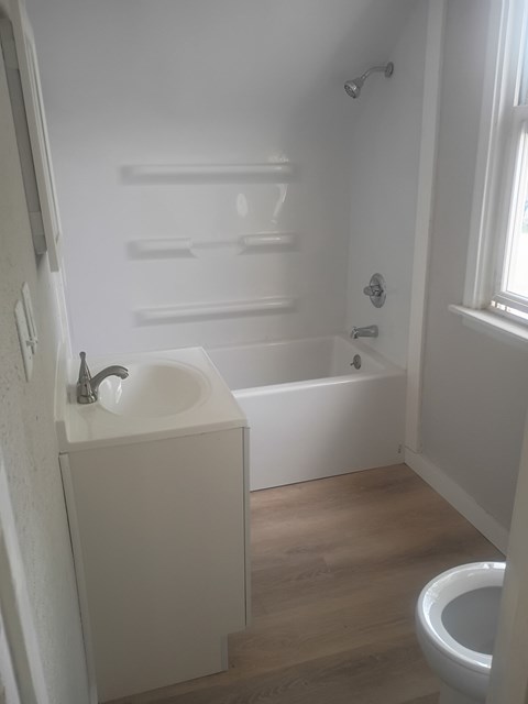 SLI-614 Garrison Ave 2 Beds Apartment for Rent