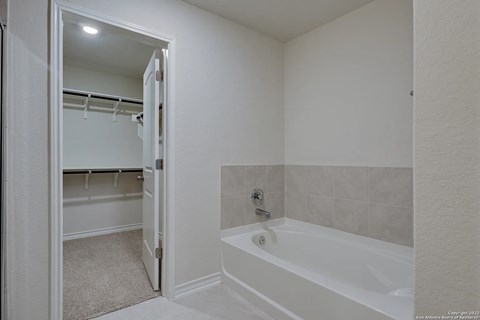 9721 Moon Shine 4 Beds Apartment for Rent