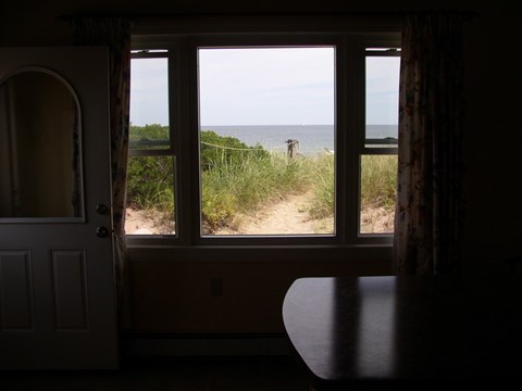 11 A Gilbert Street 3 Beds Apartment for Rent