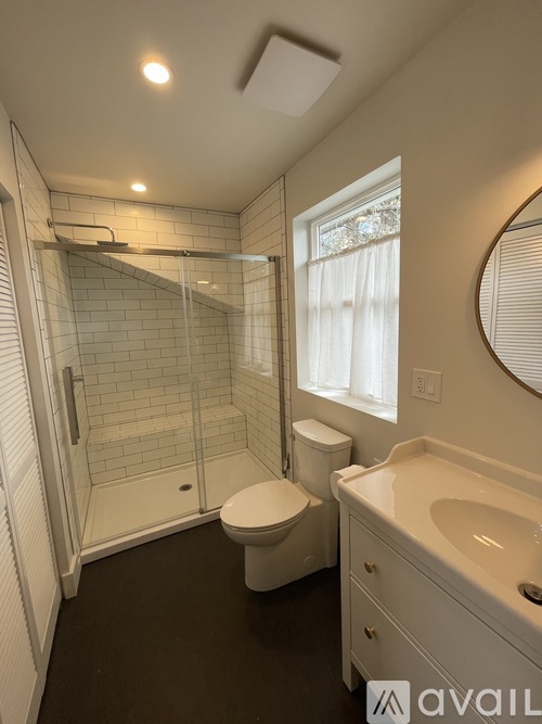 8146 SW 39th Ave, Unit B 1 Single Family Home for Rent - Photo gallery 4