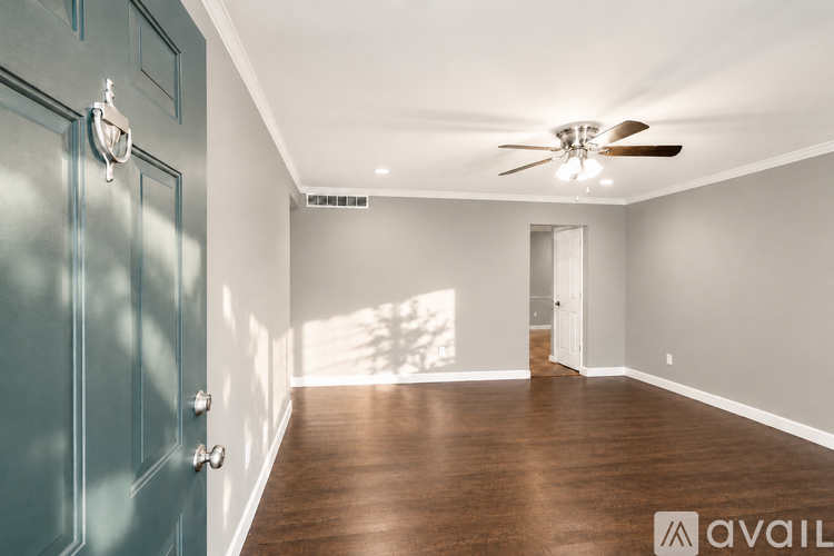 6705 Shrewsbury Drive Northwest 3 Beds Single Family Home for Rent - Photo gallery 2