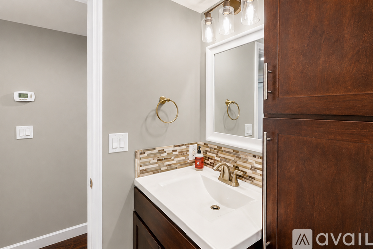 6705 Shrewsbury Drive Northwest 3 Beds Single Family Home for Rent - Photo gallery 4