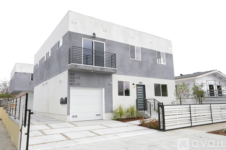2820 1/2 South Cloverdale Avenue 3 Beds Apartment for Rent - Photo gallery 3