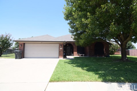 5805 Tropicana Ct 3 Beds Apartment for Rent