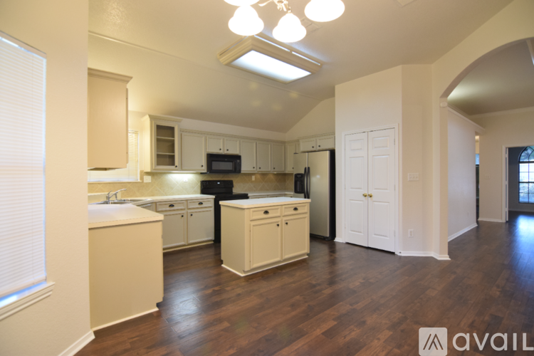 5805 Tropicana Ct 3 Beds Single Family Home for Rent - Photo gallery 4