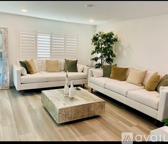 32910 Pacifica Place 4 Beds Single Family Home for Rent - Photo gallery 3