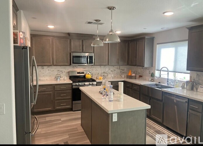 32910 Pacifica Place 4 Beds Single Family Home for Rent - Photo gallery 4