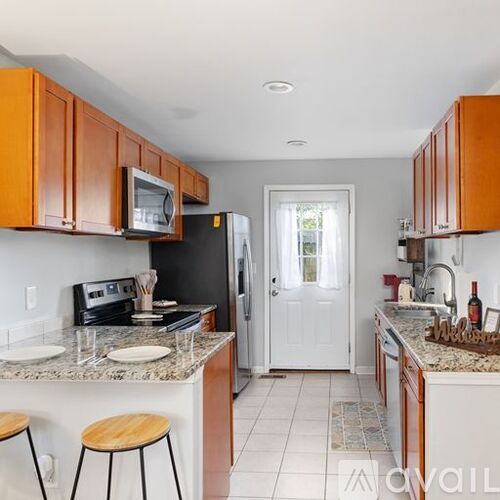 1736 Academy Street 2 Beds Single Family Home for Rent - Photo gallery 5