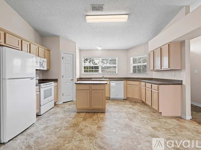 275 Limestone Circle 4 Beds Single Family Home for Rent - Photo gallery 3