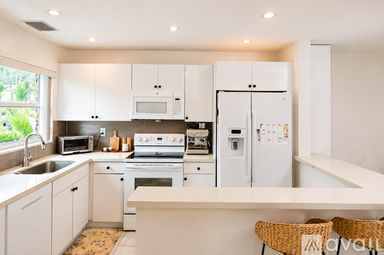 450 Southeast 7th Street 2 Beds Townhouse for Rent - Photo gallery 3