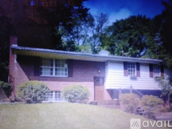 450 West Water Street 4 Beds Single Family Home for Rent - Photo gallery 1